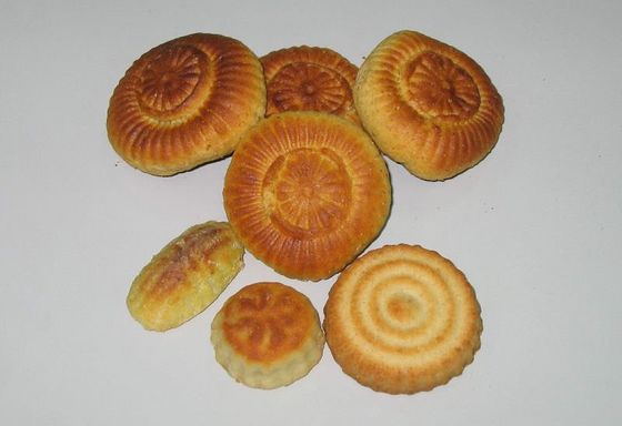 Year 2010 220V Cookie Production Line Made of 304 Stainless Steel for Smooth Operation